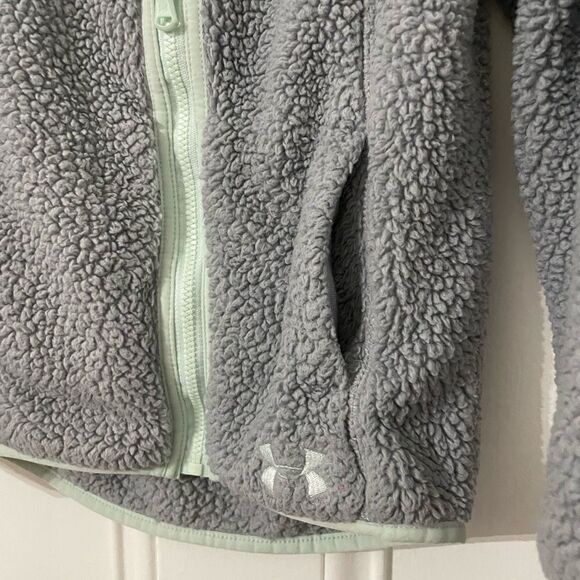 Under Armour jacket   - Picture 4 of 7